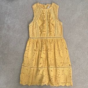 Xhilaration small Yellow dress zipper and clasp. Halter top. Falls above knees